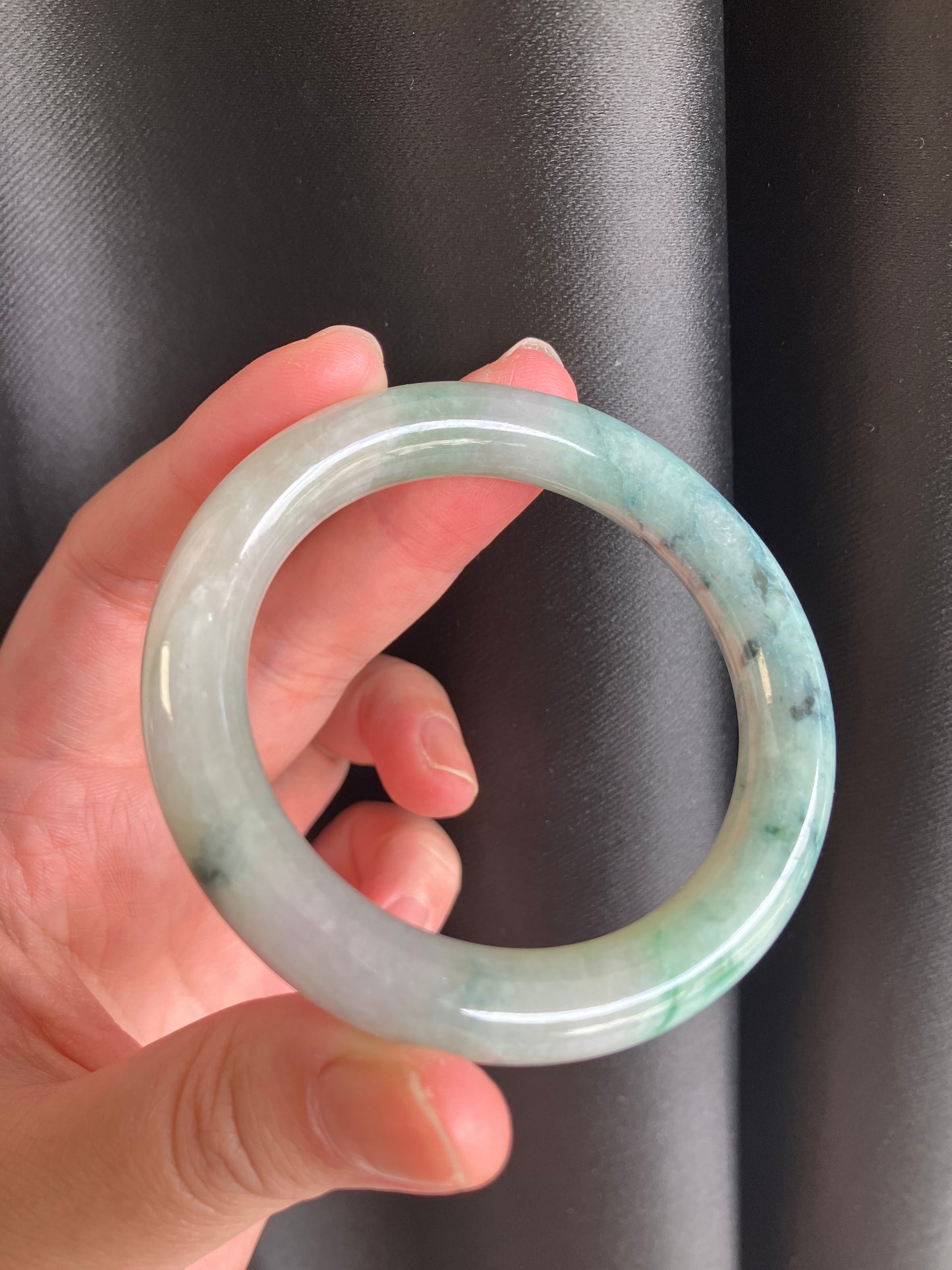 Jadeite Jade bangle 天然翡翠玉鈪圓條 (50mm) JBL01
