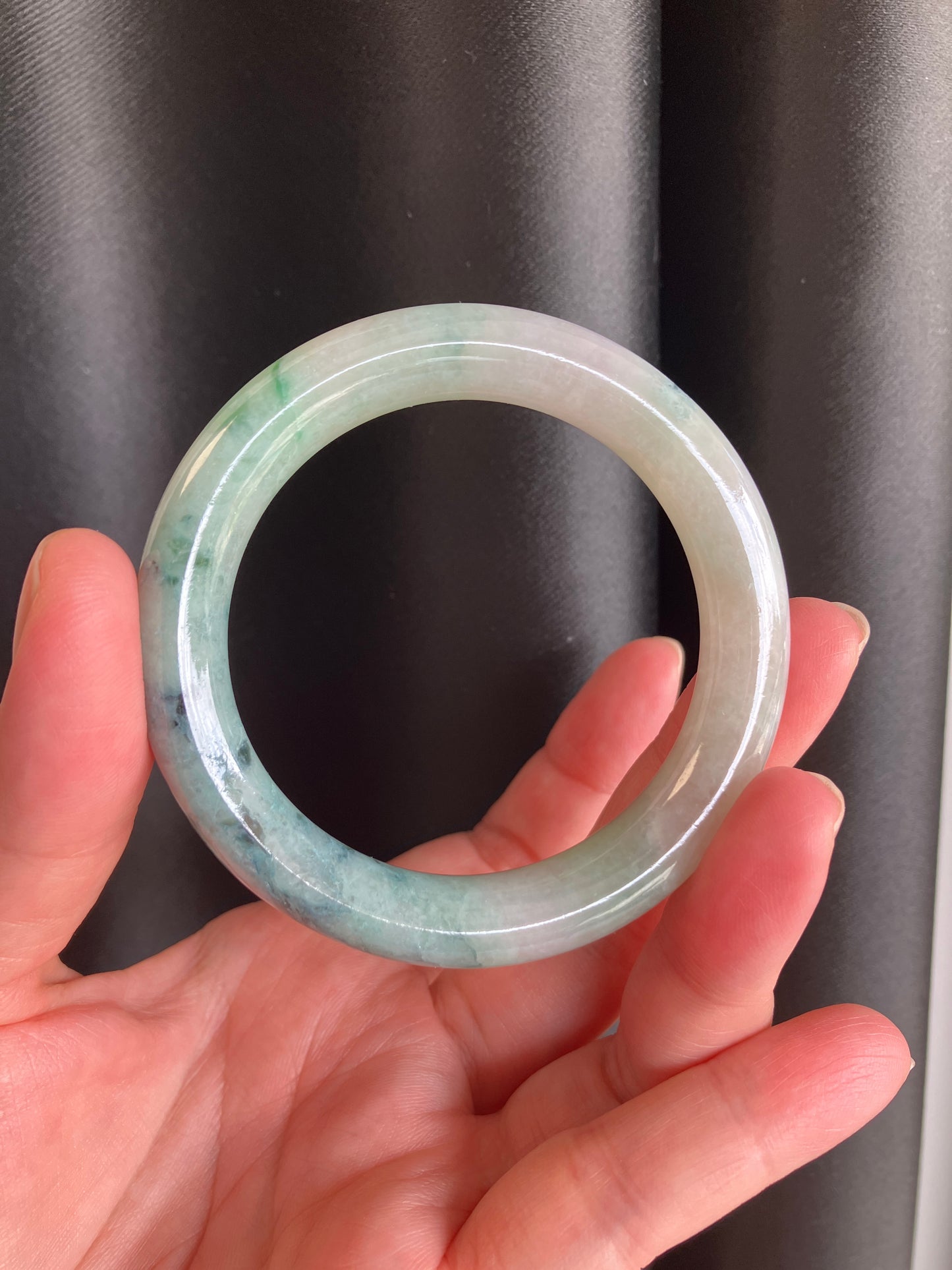 Jadeite Jade bangle 天然翡翠玉鈪圓條 (50mm) JBL01