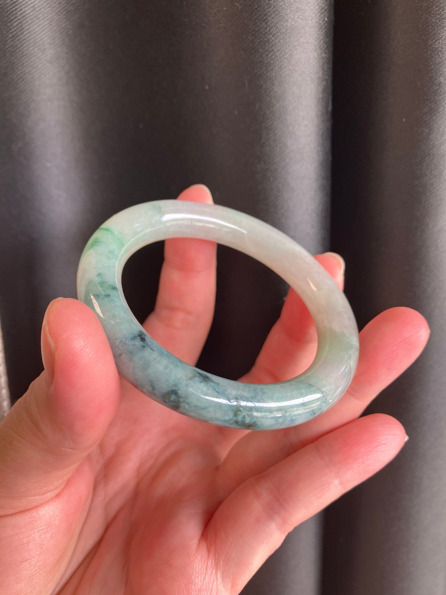 Jadeite Jade bangle 天然翡翠玉鈪圓條 (50mm) JBL01