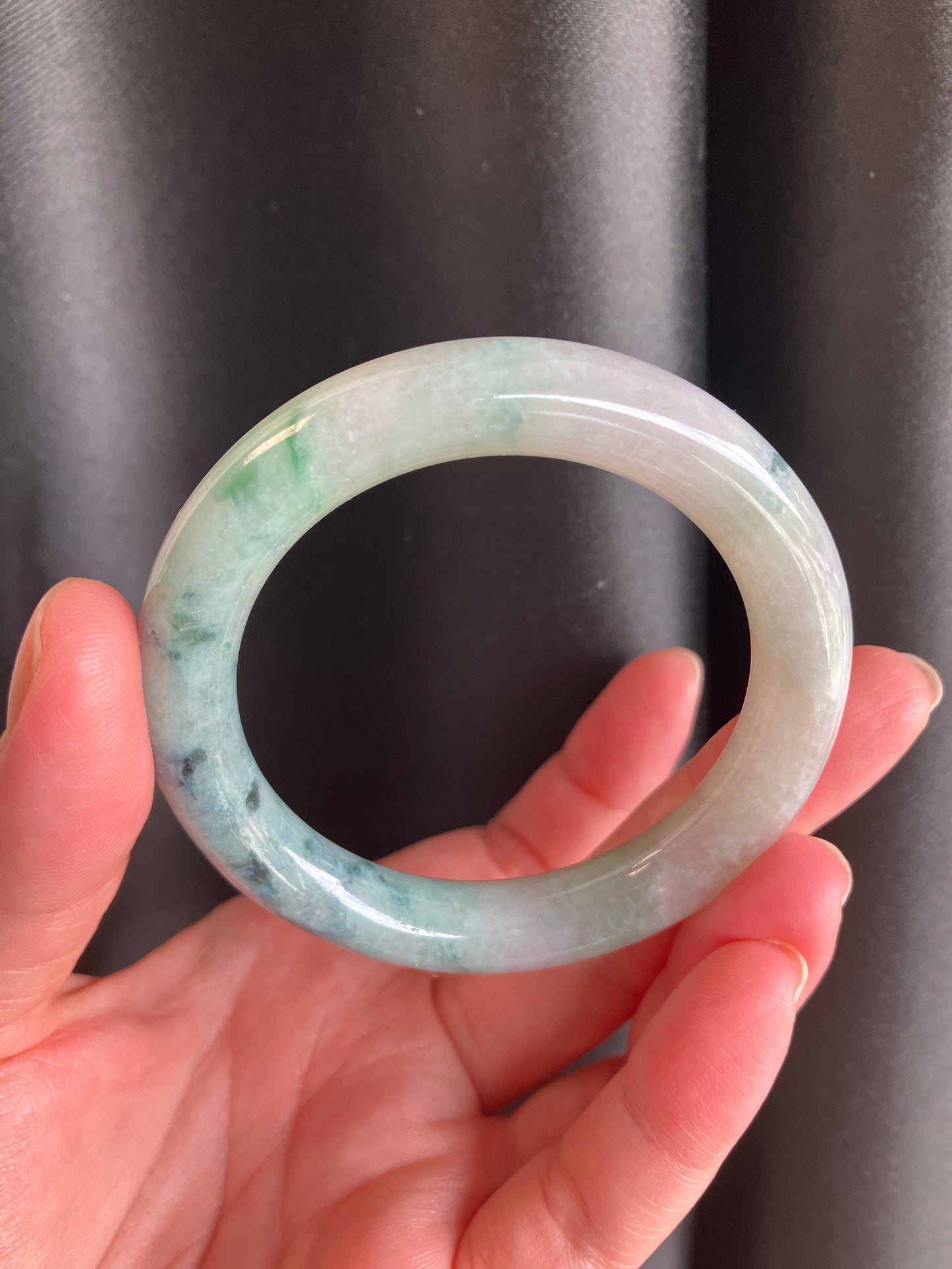Jadeite Jade bangle 天然翡翠玉鈪圓條 (50mm) JBL01