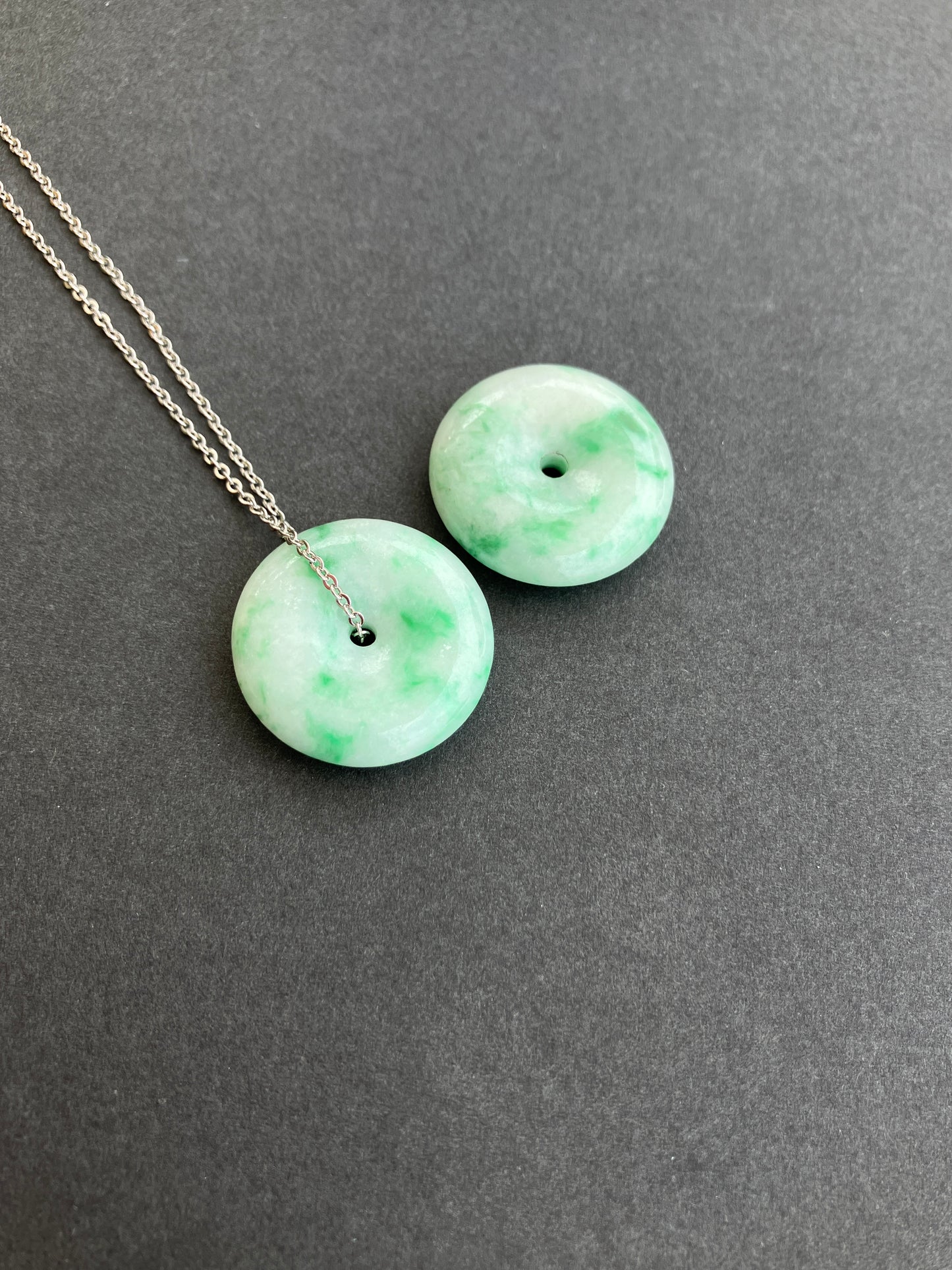 Jadeite Donut  Pendant ｜天然翡翠 平安扣吊墜