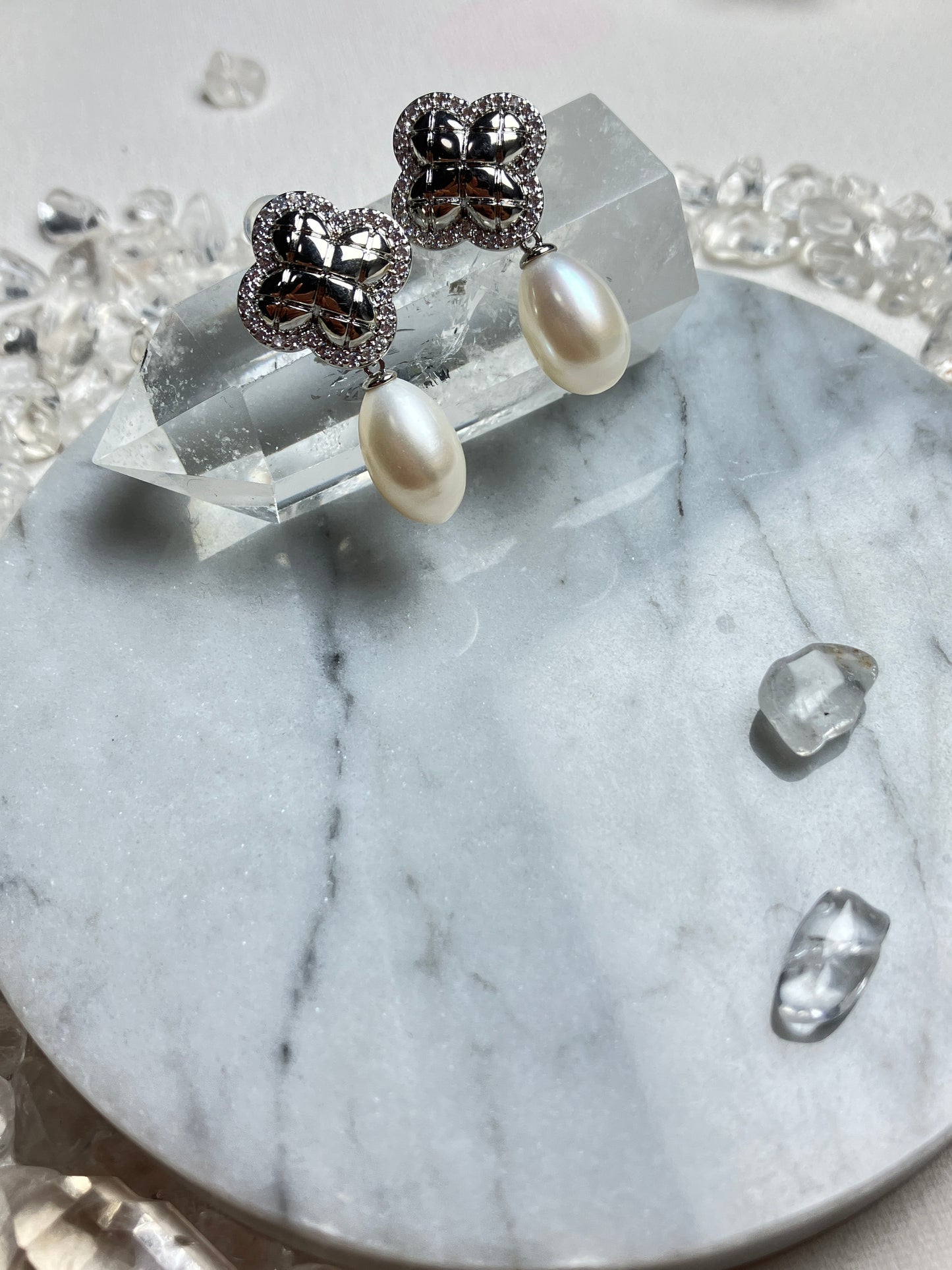 Natural Pearl Earrings 天然淡水珍珠 耳環(PE0071)