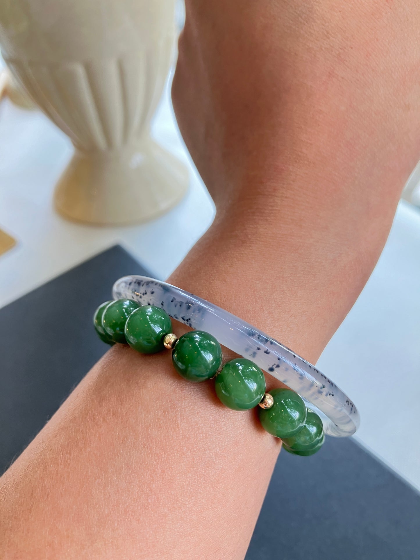 高冰飄花海洋玉髓手鐲 Unique Ocean Chalcedony Agate Bangle