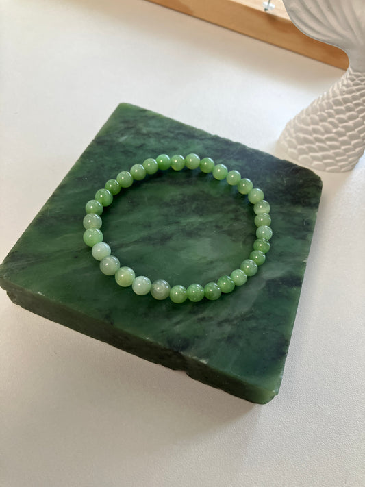Natural Nephrite Jade Bracelet   天然和田手鏈 (NBB0128)