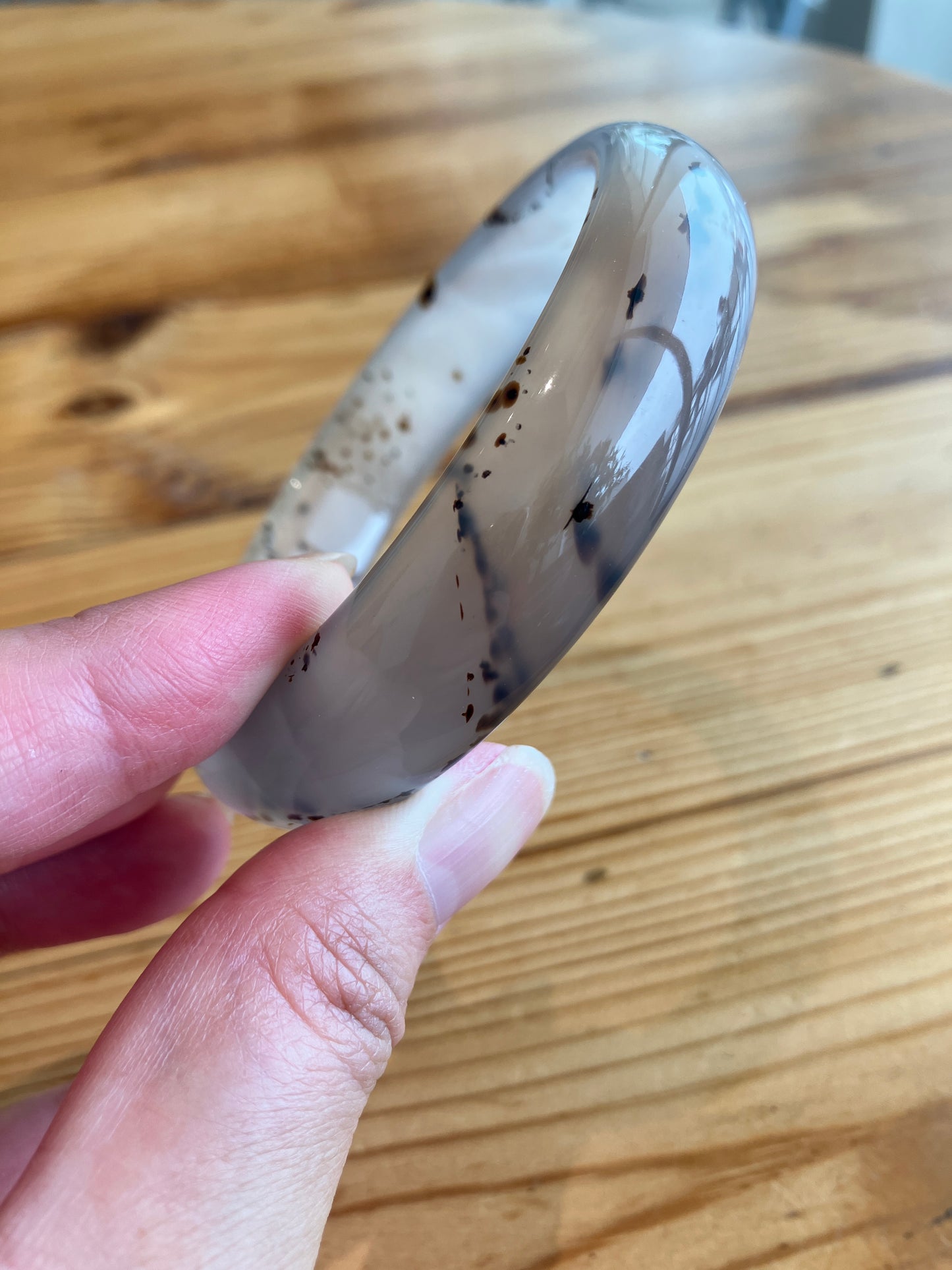 高冰飄花海洋玉髓手鐲 Unique Ocean Chalcedony Agate Bangle