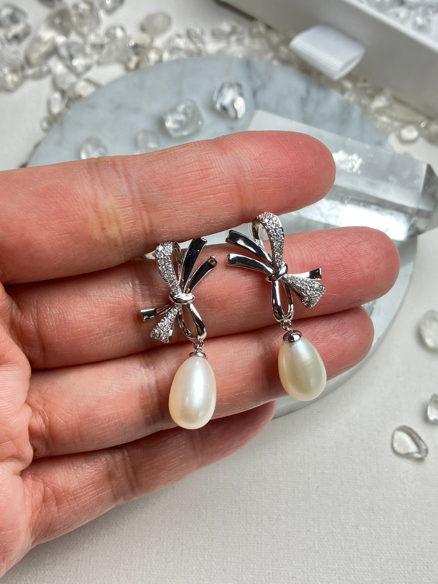 Natural Pearl Earrings 天然淡水珍珠 耳環(PE0070)