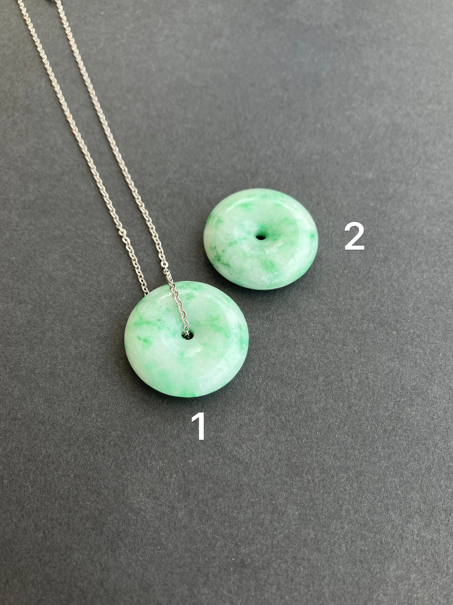 Jadeite Donut  Pendant ｜天然翡翠 平安扣吊墜