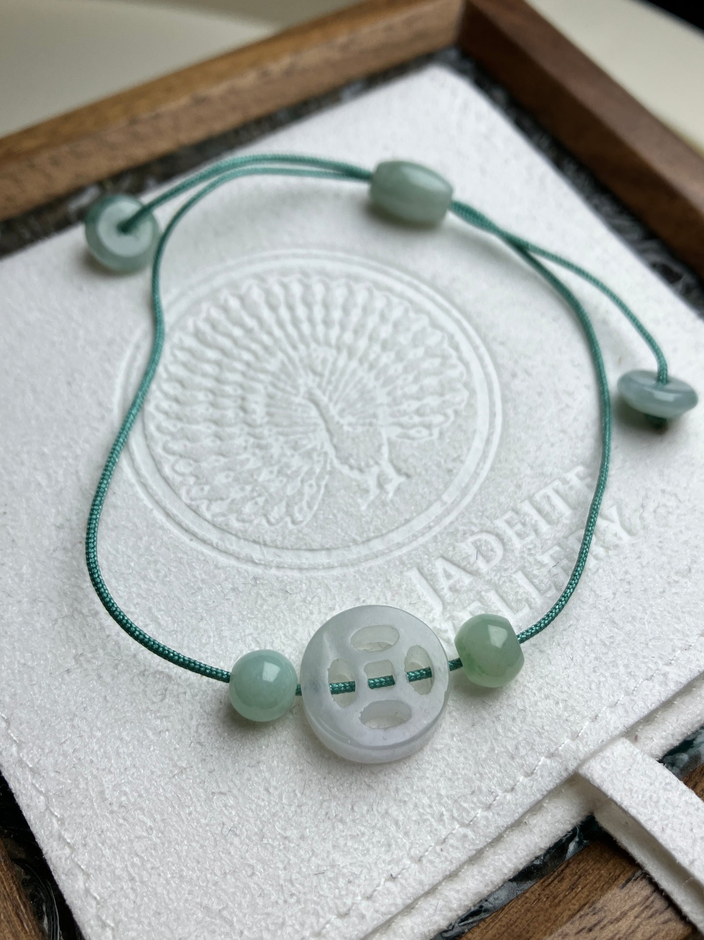 Jadeite Bracelet ｜天然翡翠手繩「財運連連」(JBS008-10)