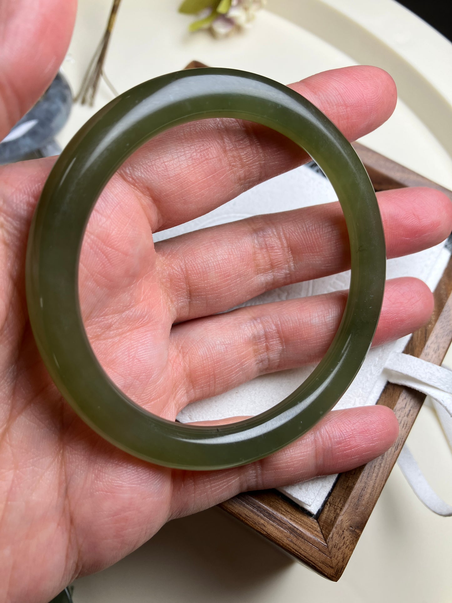 Natural Green Nephrite Jade Bangle 天然和田玉玊鈪 (59mm) (NB30299)