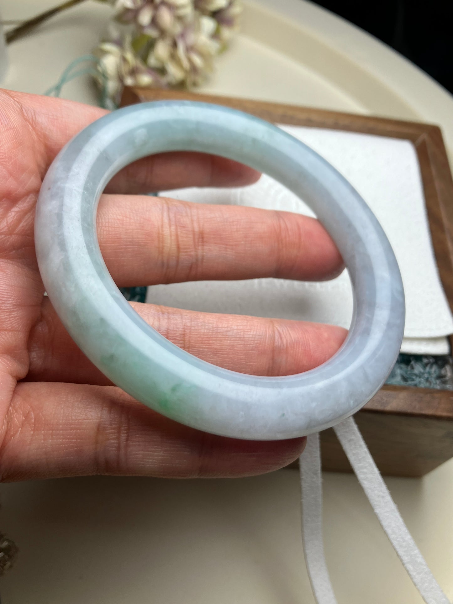 Jadeite Bangle Natural Light Spring Color Round Bar Jade Jadeite (56mm)(JB00237)