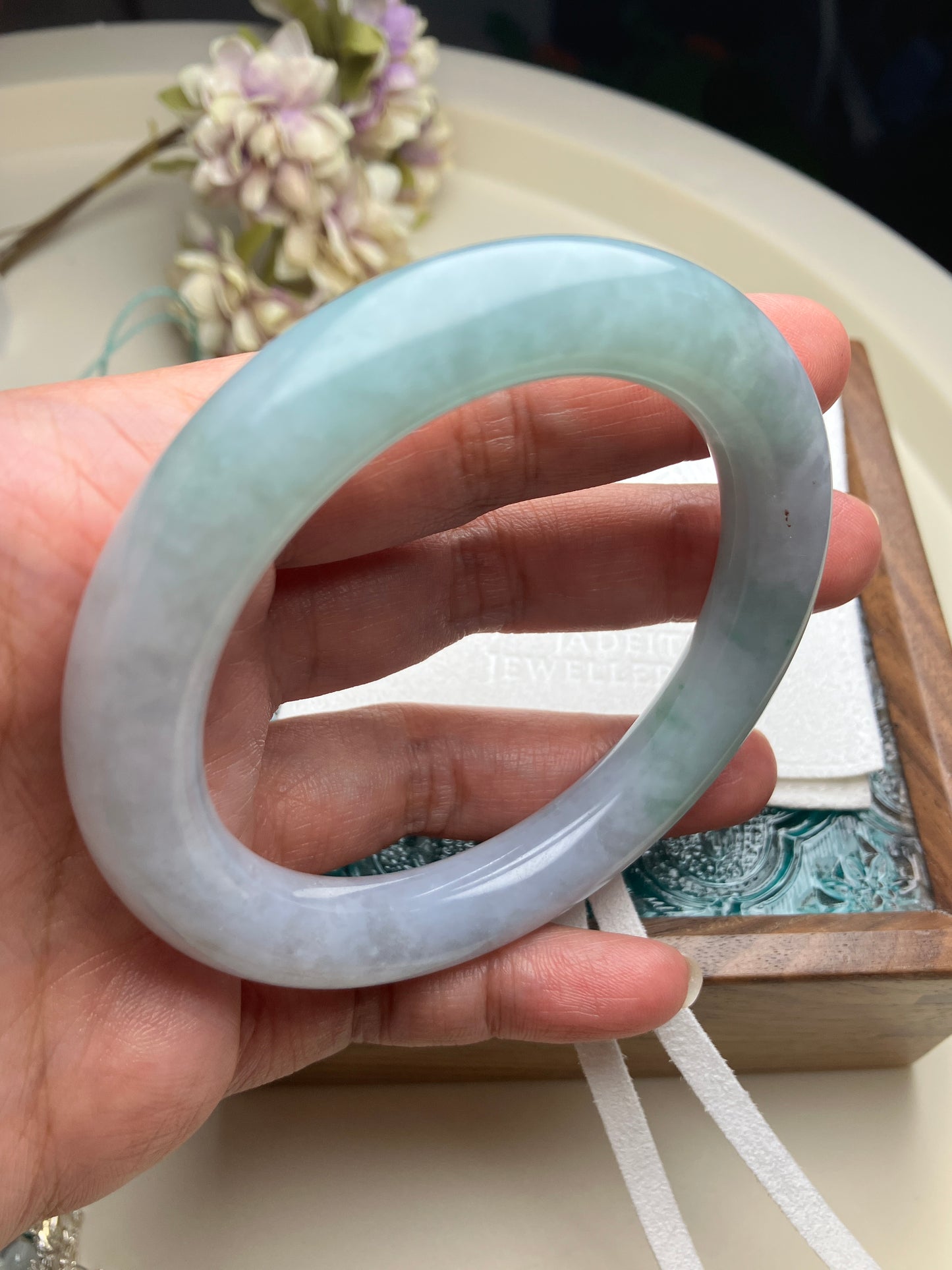 Jadeite Bangle Natural Light Spring Color Round Bar Jade Jadeite (56mm)(JB00237)