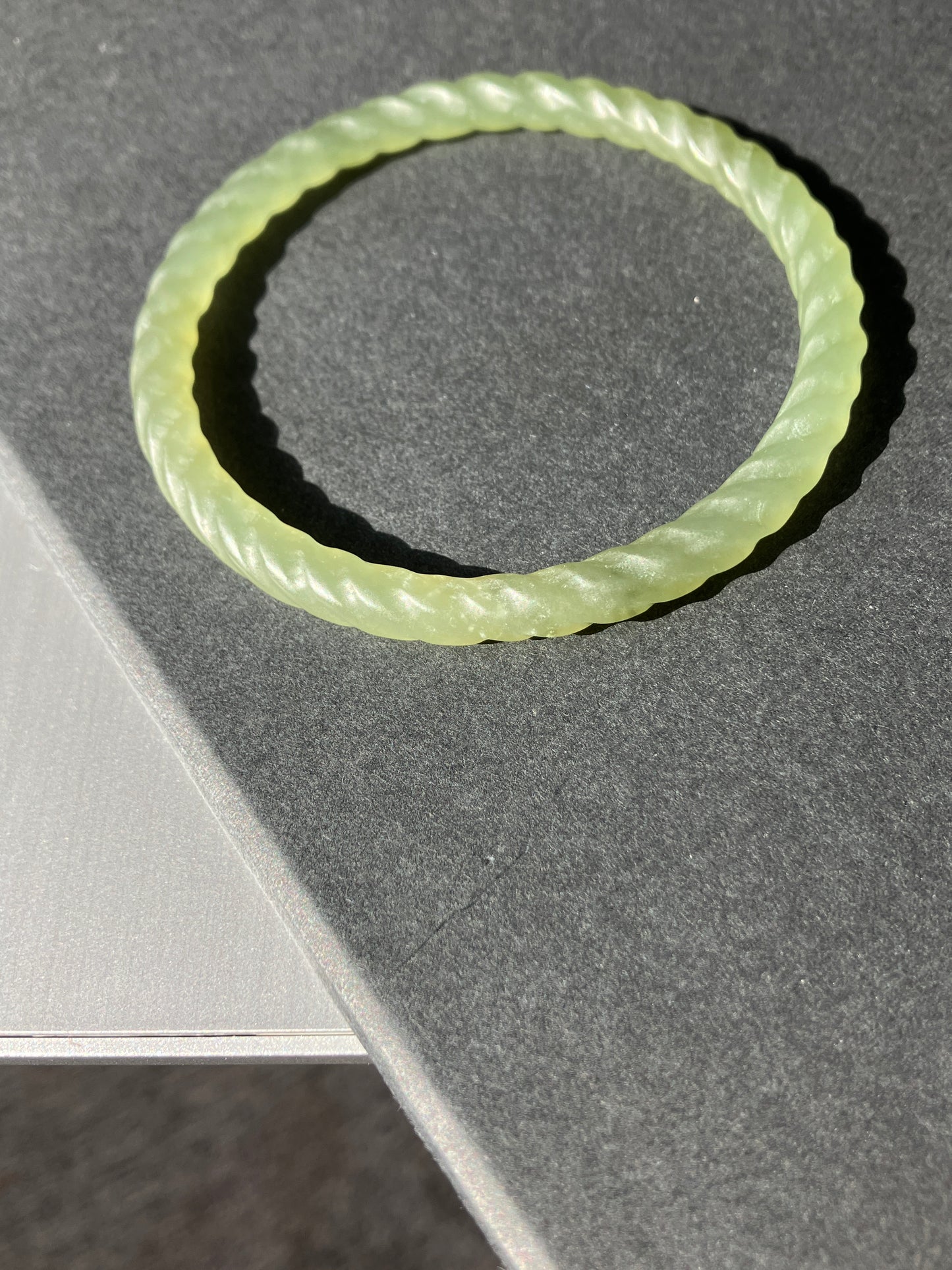 Natural Green Nephrite Jade Bangle 天然和田玉玊鈪 (56mm) (NB30350)