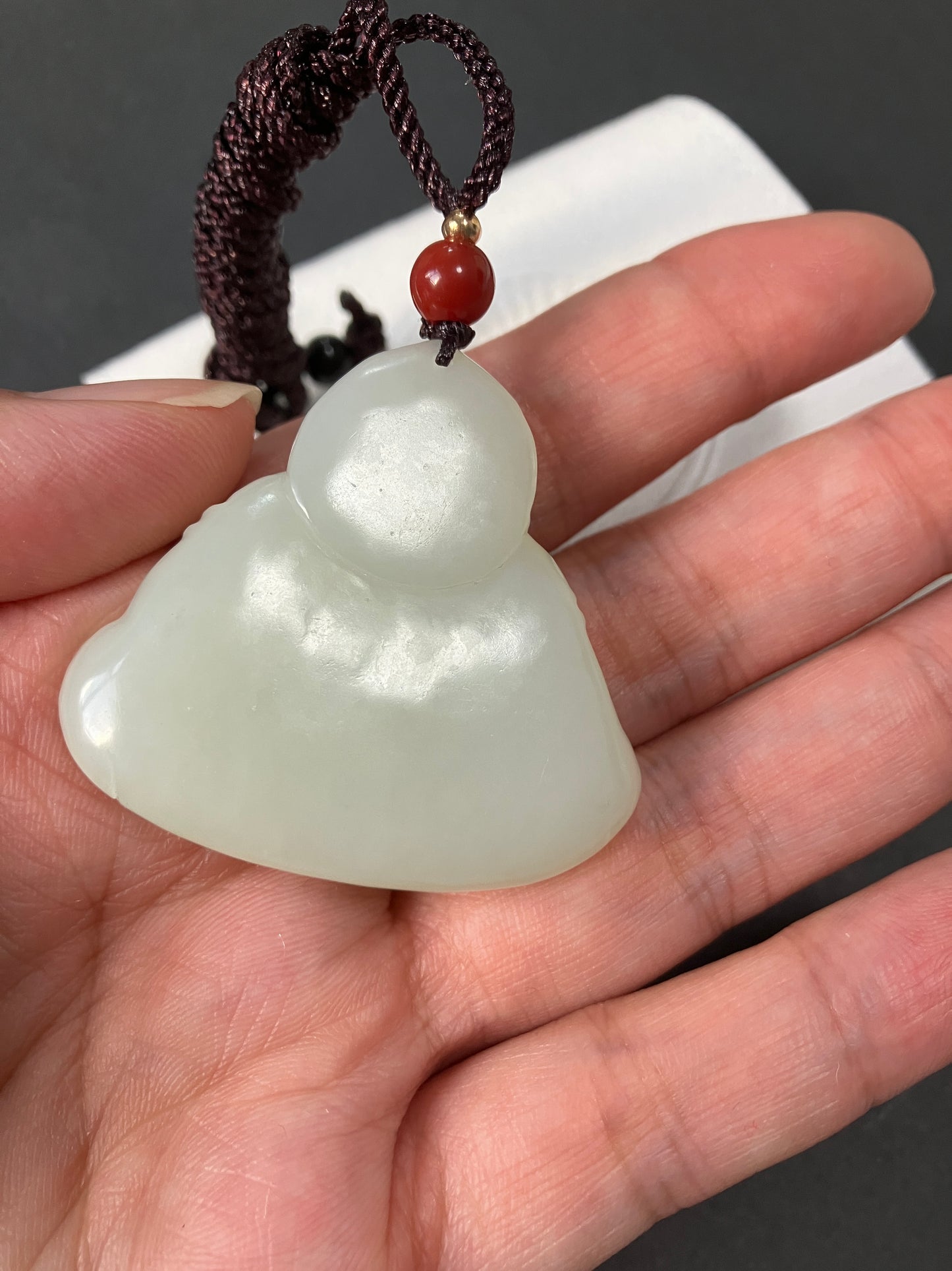 Natural Nephrite Jade Pendant天然和田吊飾擺設 NP00350