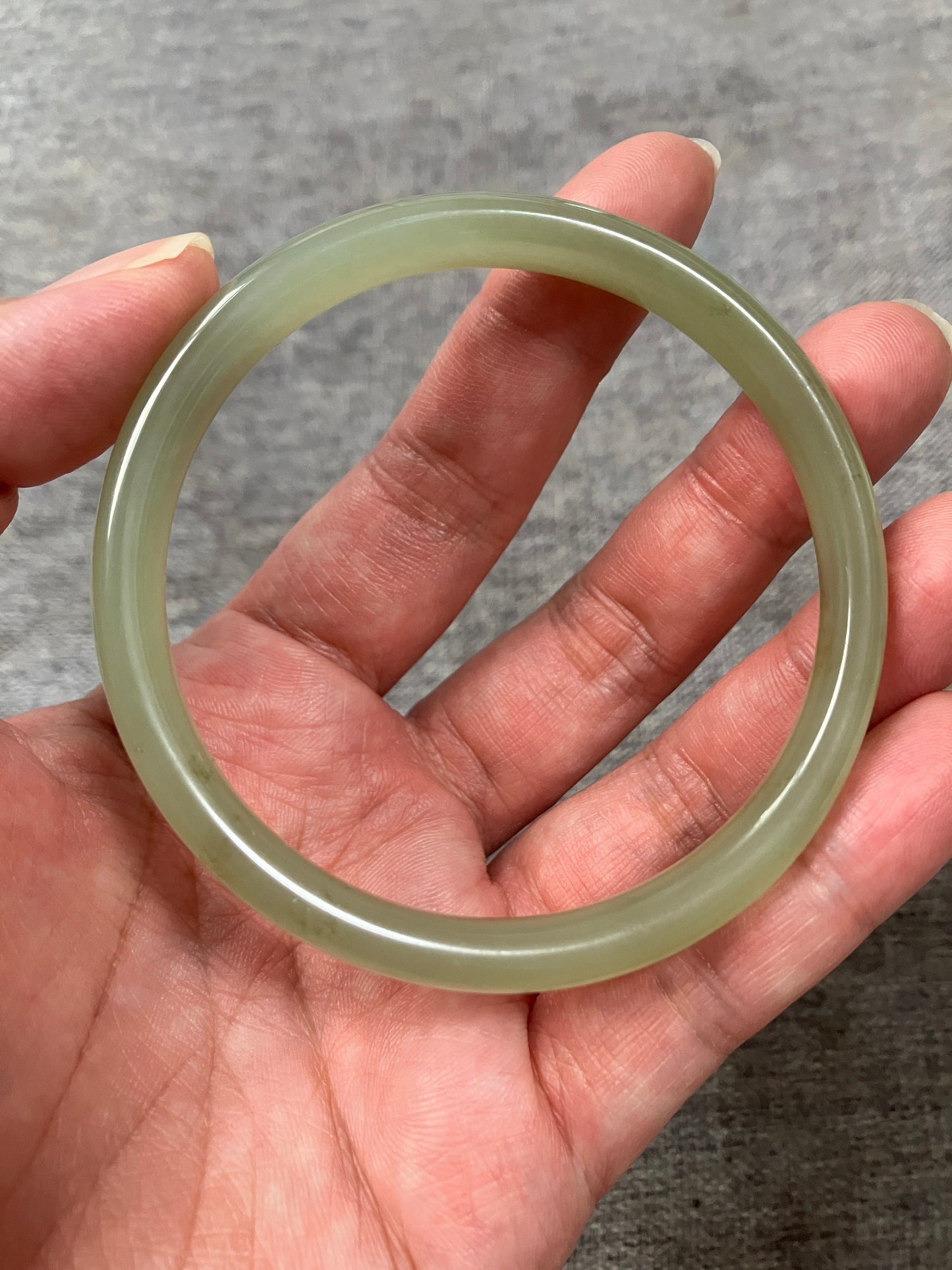 Natural light Green Nephrite Jade Bangle 天然和田玉玊鈪 (59mm) (NB30259)