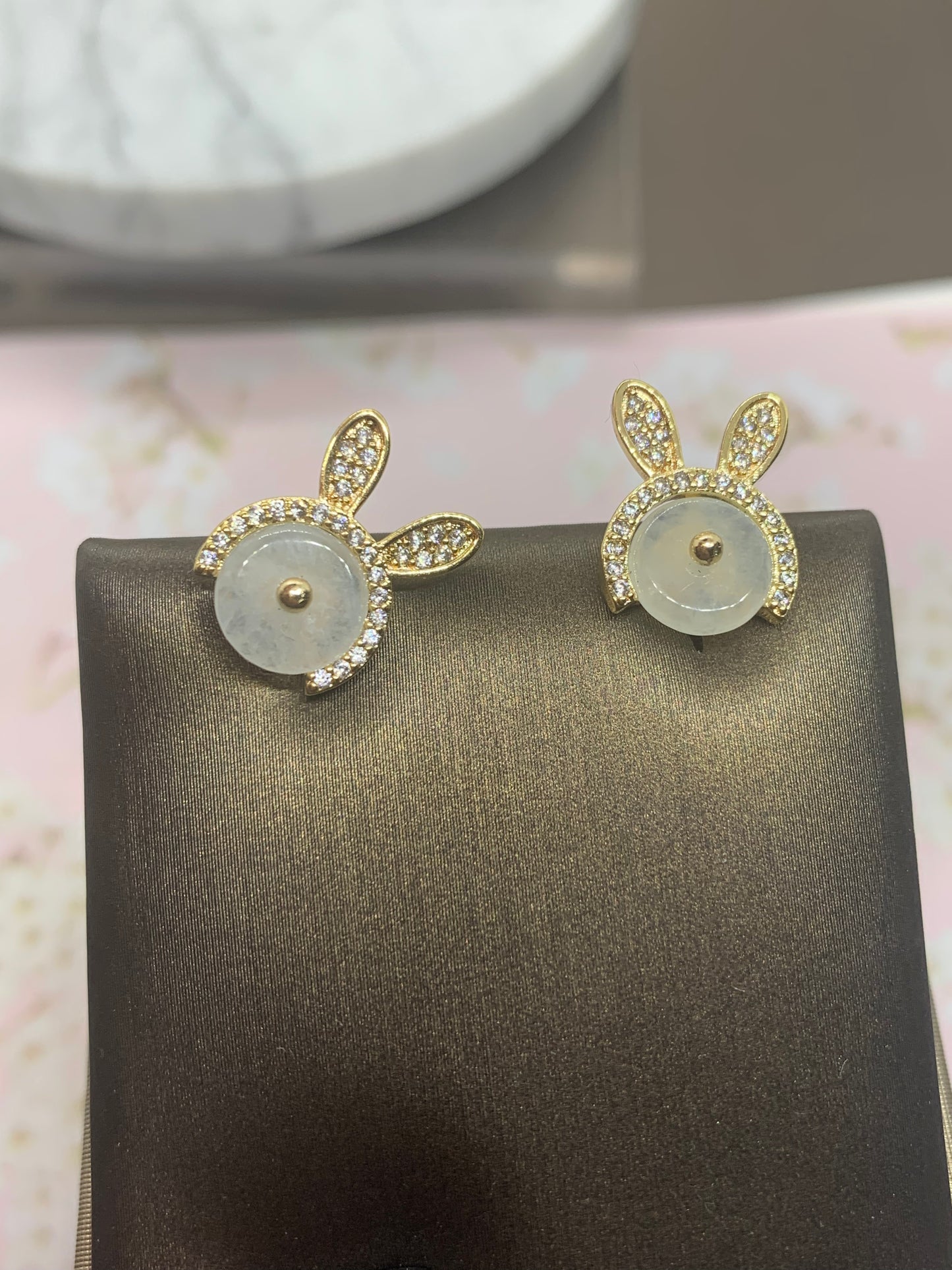 Jadeite Earrings| Lucky Rabbit Jade 天然白翡翠幸運兔耳飾(JE0100)